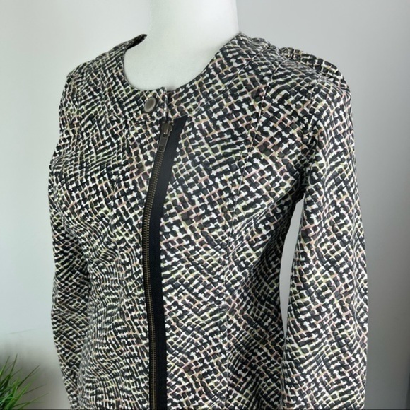 Cabi  jacket womens multicolor geometric print asymmetrical zip up size XS - Picture 3 of 9